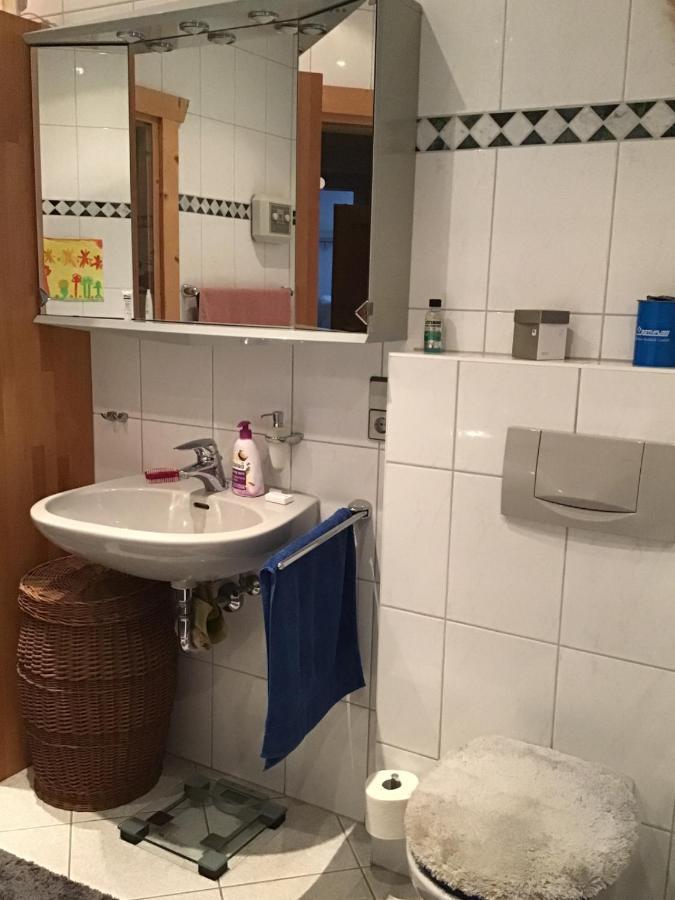 Gemuetliches Zimmer In Winningen Mit Garten-, Kuechennutzung Und Schnellem Wifi Exterior foto